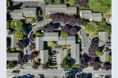 4818 Terrace Drive NE, Seattle, WA 98105 - Photo 17