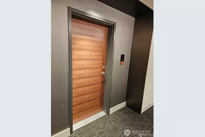 800 Columbia Street #702, Seattle, WA 98104 - Photo 3