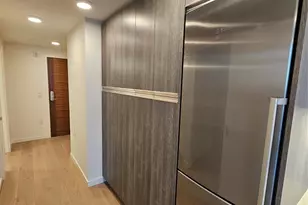 800 Columbia St, Seattle, WA 98104 - Photo 11