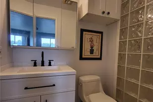 9030 Seward Park Ave S, Seattle, WA 98118 - Photo 9