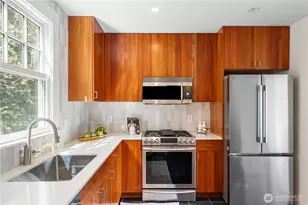 603 38th Ave, Seattle, WA 98122 - Photo 9