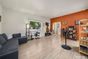 806 S 120th St S, Tacoma, WA 98444 - Photo 11