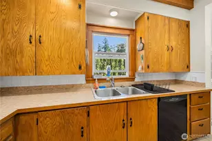 806 S 120th St S, Tacoma, WA 98444 - Photo 19