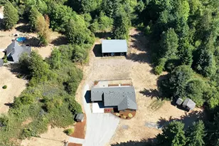 14638 Lawrence Lake Rd SE, Yelm, WA 98597 - Photo 37