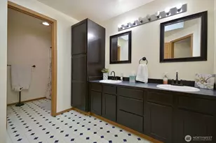 14638 Lawrence Lake Rd SE, Yelm, WA 98597 - Photo 19