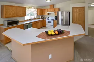 14638 Lawrence Lake Rd SE, Yelm, WA 98597 - Photo 9