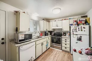 1126 Neil St NE, Olympia, WA 98516 - Photo 9