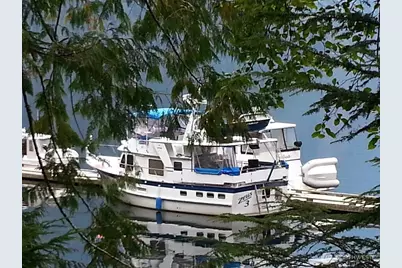 6155 NE 175th Street #227, Kenmore, WA 98028 - Photo 3