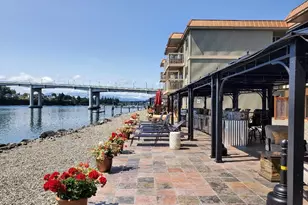 201 Shore Dr, Bremerton, WA 98310 - Photo 5