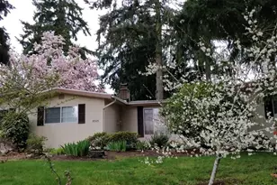 8305 134th Ave NE, Redmond, WA 98052 - Photo 3