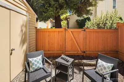 12024 101st Avenue NE #E3, Kirkland, WA 98034 - Photo 19