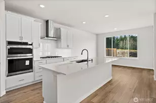 3923 McCormick Vlg Dr, Bremerton, WA 98312 - Photo 7