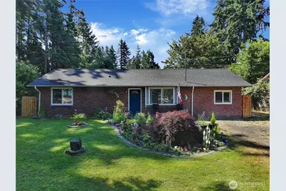 52 E Moore Street, Port Hadlock-Irondale, WA 98339 - Photo 1