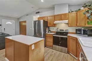 52 E Moore St, Port Hadlock-Irondale, WA 98339 - Photo 7