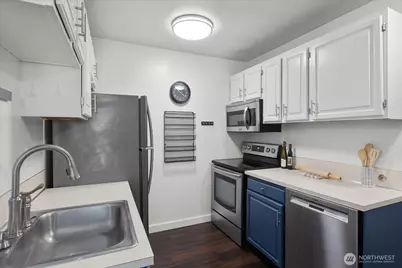 3024 NE 143rd Street #305, Seattle, WA 98125 - Photo 11