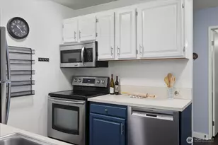 3024 NE 143rd St, Seattle, WA 98125 - Photo 13