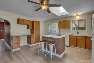 624 9th Avenue SW, Puyallup, WA 98371 - Photo 9