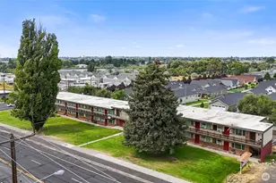 116 E Hill Ave, Moses Lake, WA 98837 - Photo 1