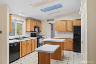 10532 Olalla Valley Rd, Olalla, WA 98359 - Photo 7