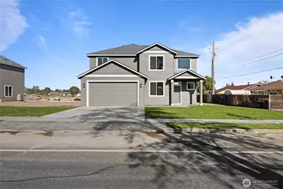 401 N Grape Drive, Moses Lake, WA 98837 - Photo 3