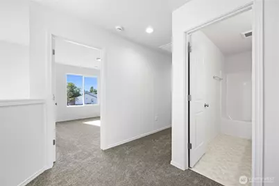 401 N Grape Drive, Moses Lake, WA 98837 - Photo 17