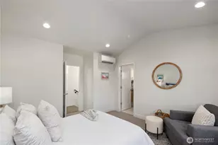 2667 51st Ave SW, Seattle, WA 98116 - Photo 7