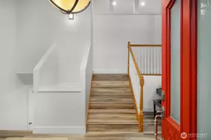 21812 SE 28th St, Sammamish, WA 98075 - Photo 5