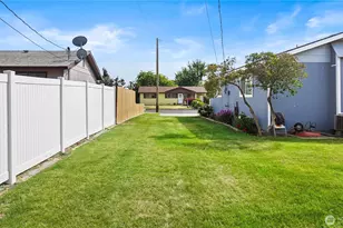 415 E Sylvan Dr, Othello, WA 99344 - Photo 33