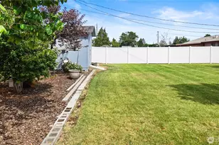 415 E Sylvan Dr, Othello, WA 99344 - Photo 31