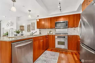 650 Bellevue Way NE, Bellevue, WA 98004 - Photo 5