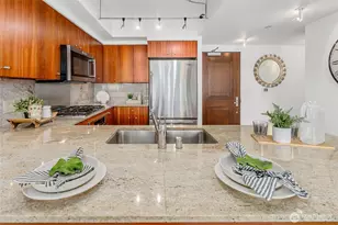 650 Bellevue Way NE, Bellevue, WA 98004 - Photo 9