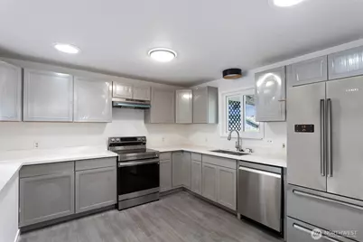 349 Rainier Avenue, Enumclaw, WA 98022 - Photo 3