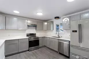 349 Rainier Ave, Enumclaw, WA 98022 - Photo 3