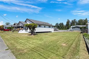 349 Rainier Ave, Enumclaw, WA 98022 - Photo 15