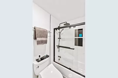 1745 W Sunn Fjord Lane #H307, Bremerton, WA 98312 - Photo 33