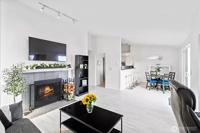 1745 W Sunn Fjord Lane #H307, Bremerton, WA 98312 - Photo 19