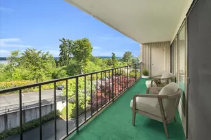 8001 Sand Point Way, Seattle, WA 98115 - Photo 19