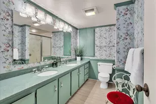 8001 Sand Point Way, Seattle, WA 98115 - Photo 15