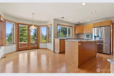 205 101st Avenue NE, Lake Stevens, WA 98258 - Photo 17