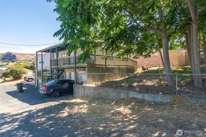 103 Seaton Avenue, Grand Coulee, WA 99133 - Photo 7