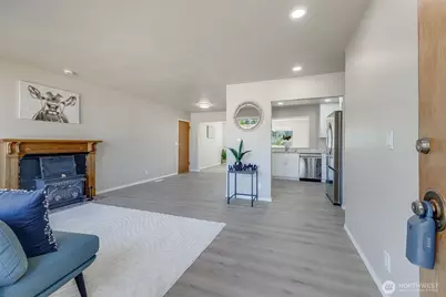 8906 Lenox Avenue SW, Lakewood, WA 98498 - Photo 3