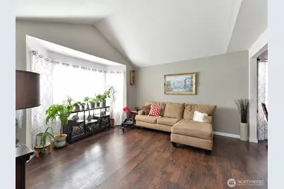 1605 27th Avenue SE, Puyallup, WA 98374 - Photo 3