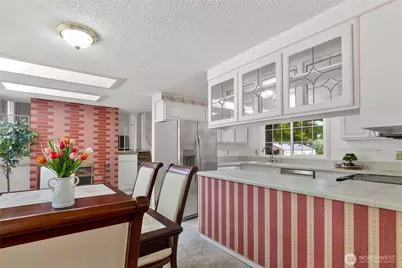 15212 Cascadian Way, Lynnwood, WA 98087 - Photo 13