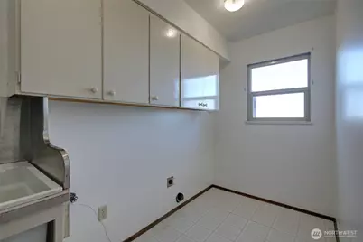 316 Beacon Hill Drive, Hoquiam, WA 98550 - Photo 29