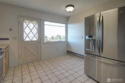 316 Beacon Hill Drive, Hoquiam, WA 98550 - Photo 9