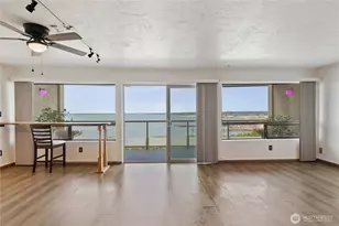 415 N State St, Bellingham, WA 98225 - Photo 15