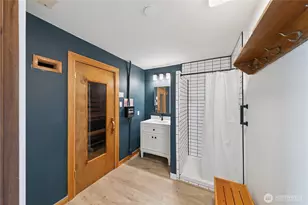 415 N State St, Bellingham, WA 98225 - Photo 25