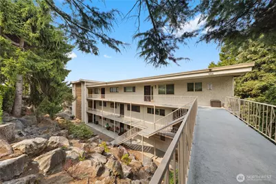 415 N State Street #406, Bellingham, WA 98225 - Photo 5