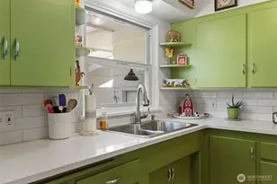 28 SW Evans Ave, College Place, WA 99362 - Photo 13