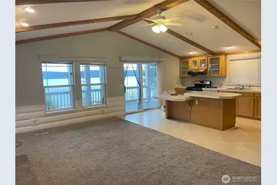 7021 Cliff Avenue SW, Longbranch, WA 98351 - Photo 15